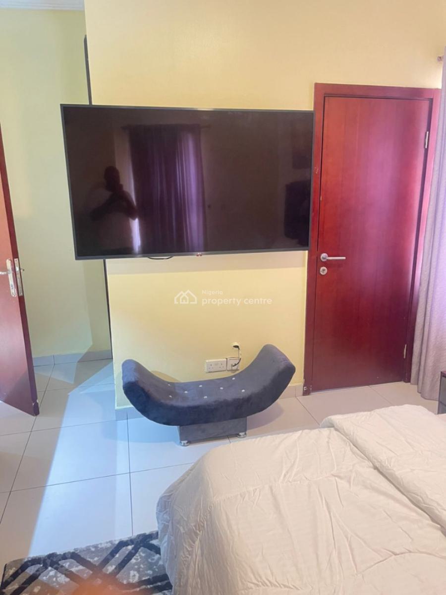 2 Bedroom Apartment, Off Admiralty Way, Lagos, Lekki Phase 1, Lekki, Lagos, Flat / Apartment Short Let