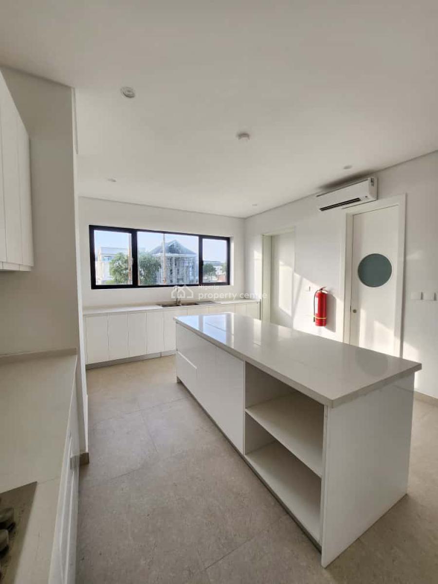 Spacious 5 Bedroom Maisonette House with Excellent Facilities, Banana Island, Banana Island, Ikoyi, Lagos, House for Rent