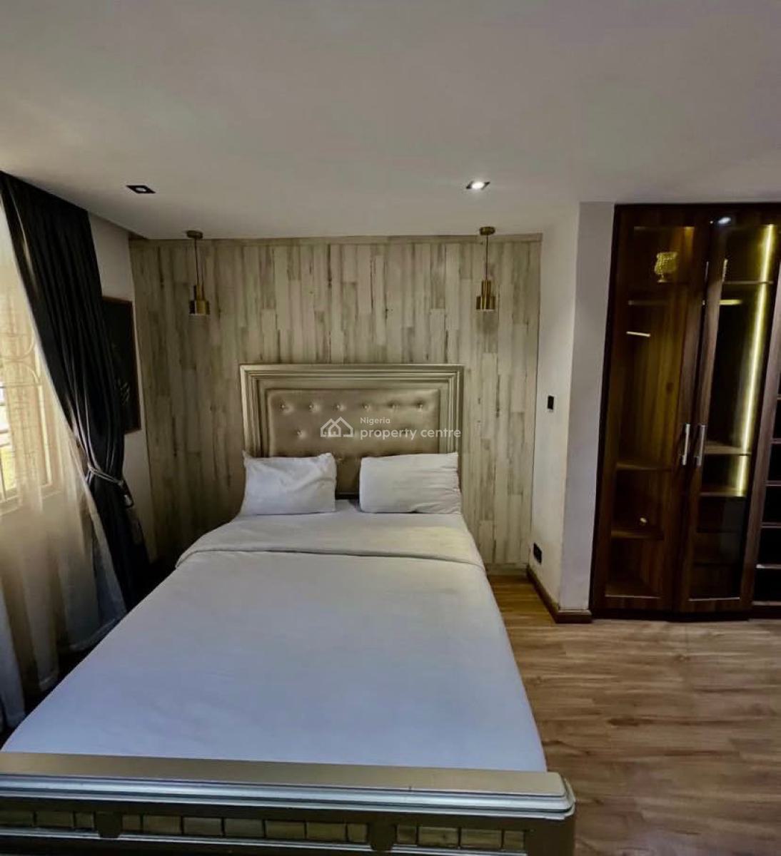 Waterfront 3bedrooms Fully Furnished Apartment, Lekki Phase 1, Lekki, Lagos, Flat / Apartment for Rent