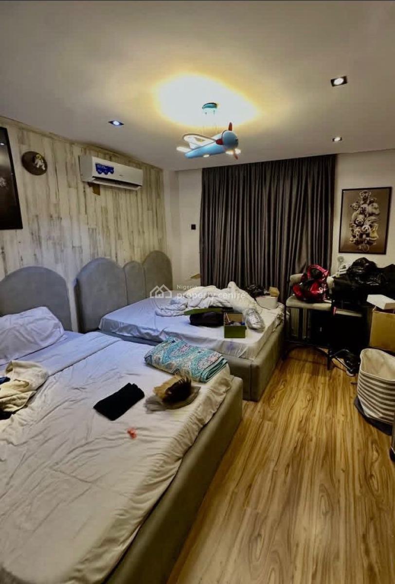 Waterfront 3bedrooms Fully Furnished Apartment, Lekki Phase 1, Lekki, Lagos, Flat / Apartment for Rent