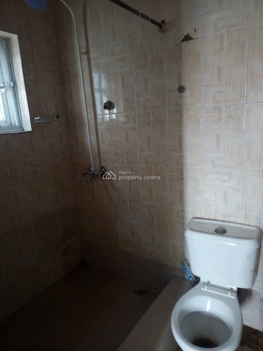 Affordable 2 Bed Downstairs, Off Mobil Road Ilaje, Ilaje, Ajah, Lagos, Flat / Apartment for Rent