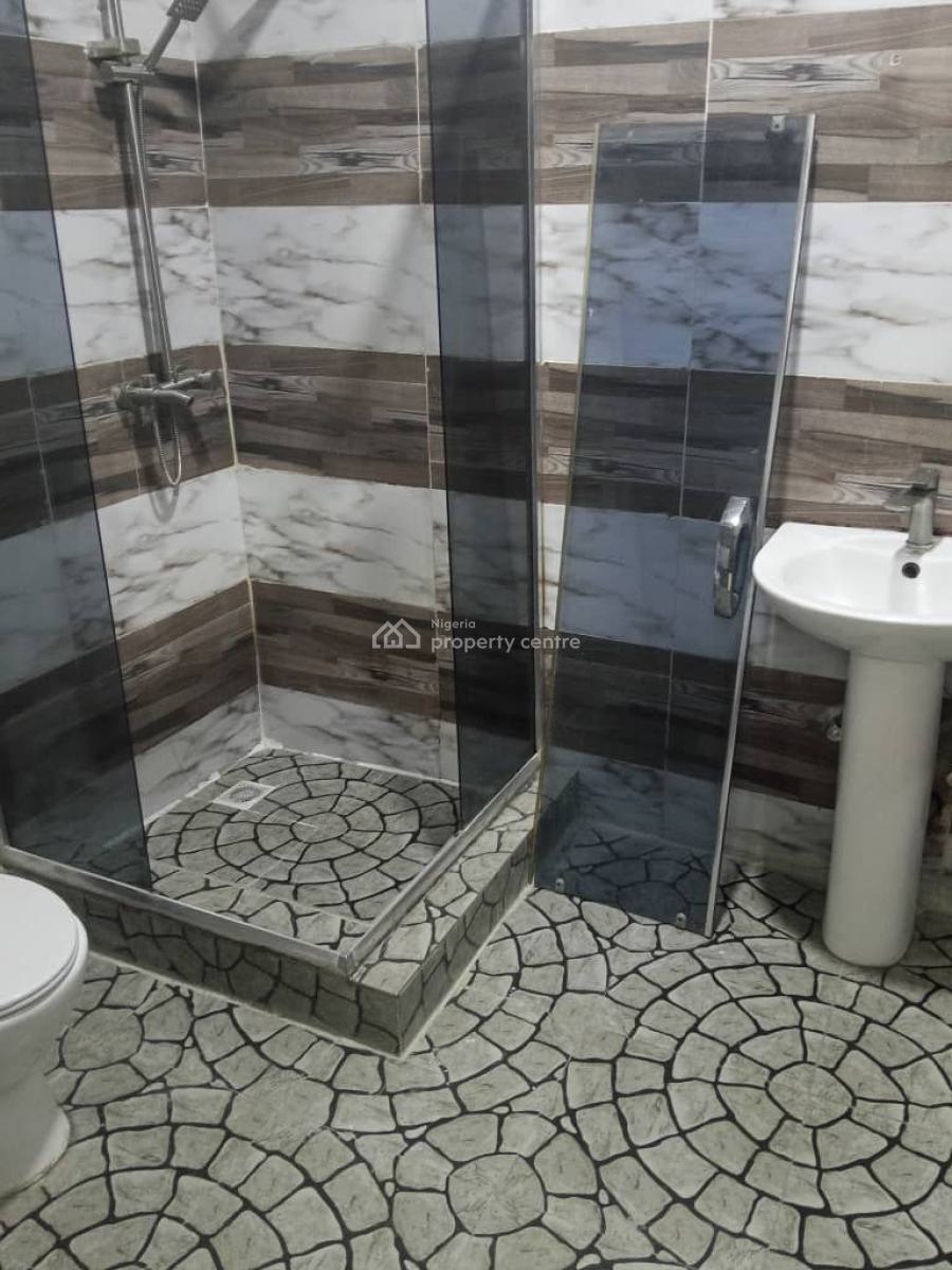Luxurious 2 Bedroom Apartment with Excellent Facilities, Ologolo, Lekki, Lagos, Flat / Apartment for Rent