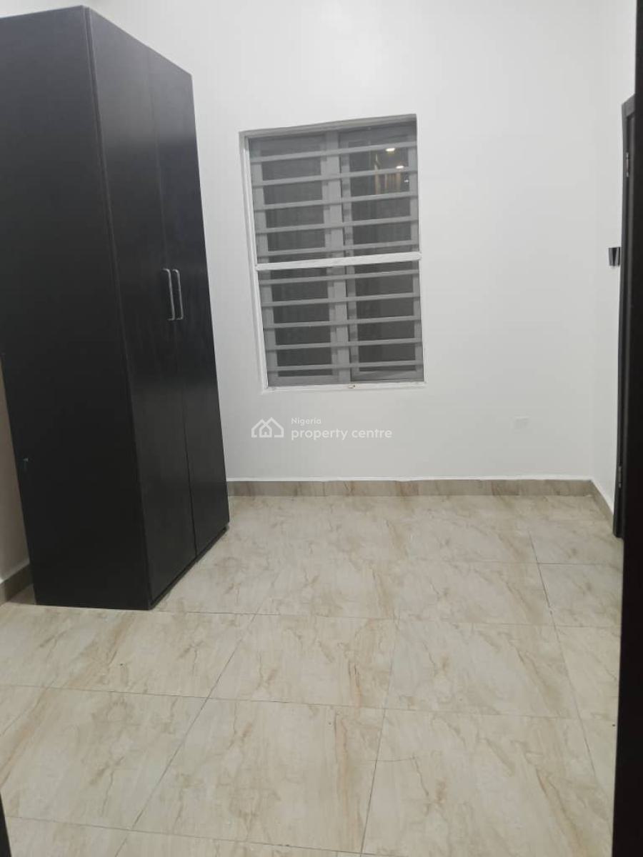 Luxurious 2 Bedroom Apartment with Excellent Facilities, Ologolo, Lekki, Lagos, Flat / Apartment for Rent