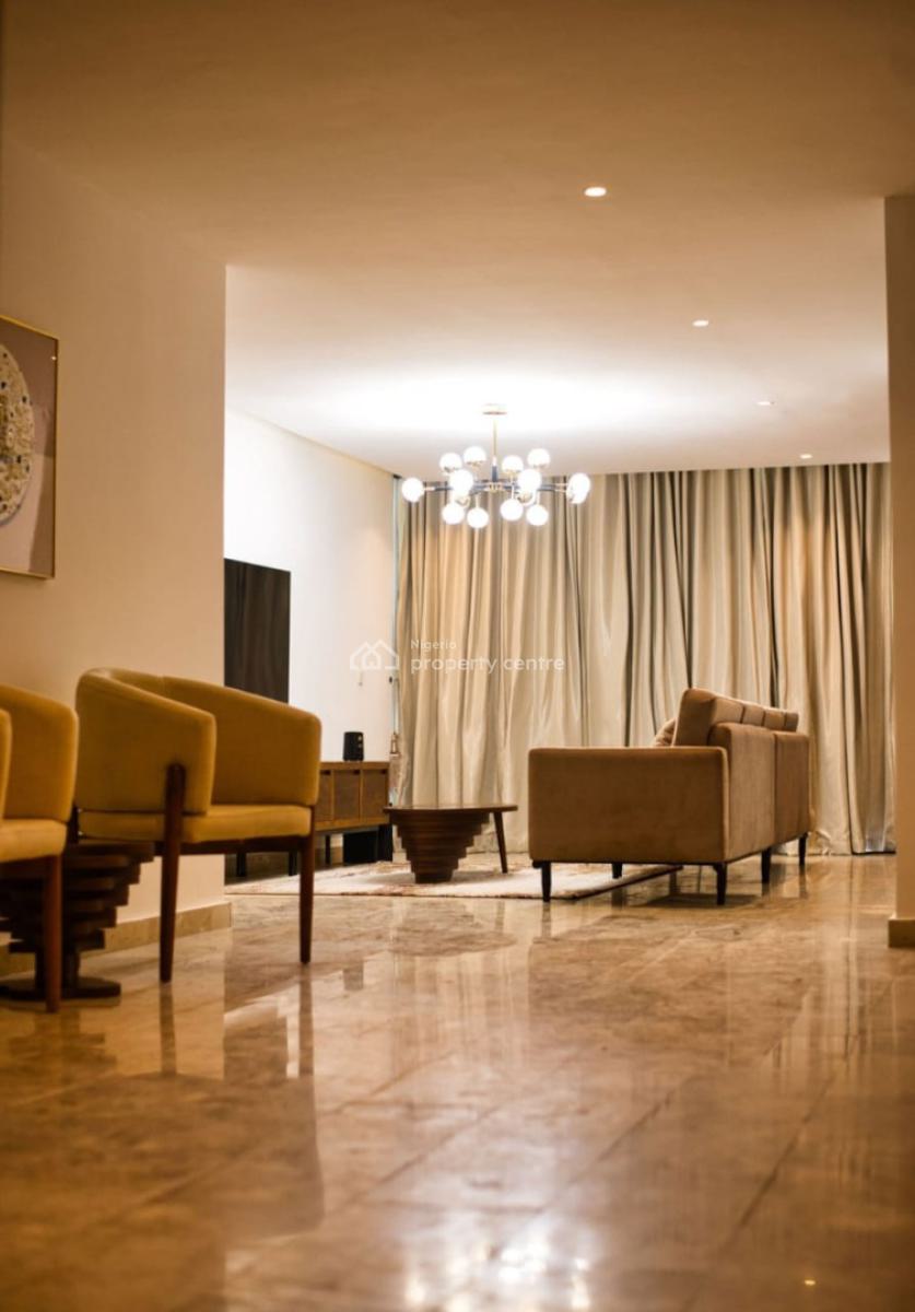 a Well Maintained  & Fully Serviced  3 Bedroom Apartment with a Room B, Victoria Island (vi), Lagos, Flat / Apartment for Rent