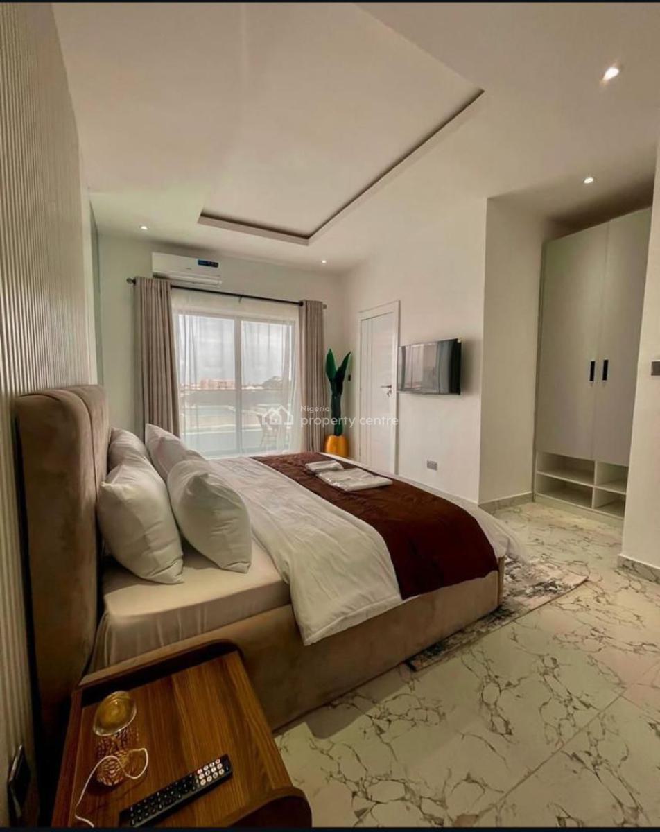 Luxury 2 Bedroom with Pool, Gym and Snooker Board, Comfy and Relaxing, Ikate, Lekki, Lagos, Flat / Apartment Short Let