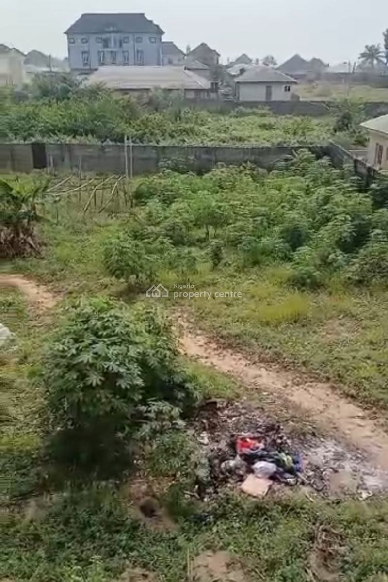 4 Bedroom Duplex on 3 Plots of Land, Bayeku Igbogbo, Igbogbo, Ikorodu, Lagos, Detached Duplex for Sale