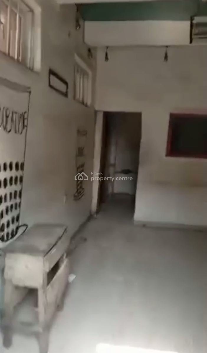 Spacious Modern Shop Space with 2 Toilet, Off, Ojuelegba, Surulere, Lagos, Shop for Rent