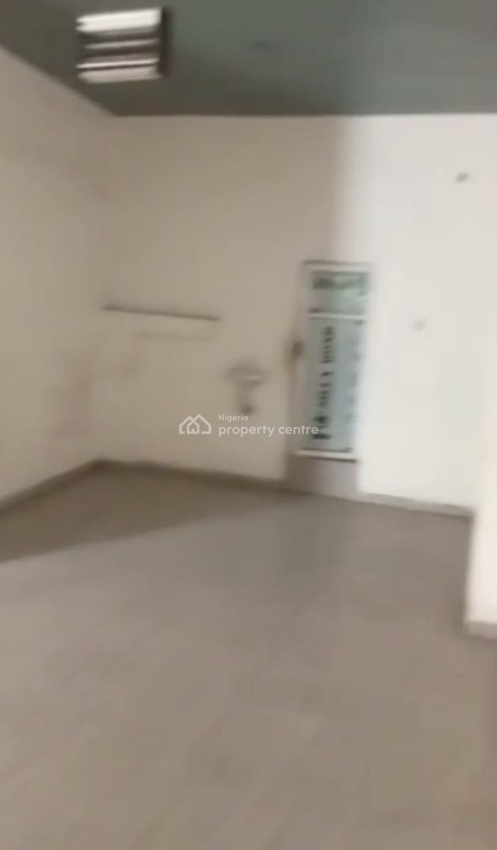 Spacious Modern Shop Space with 2 Toilet, Off, Ojuelegba, Surulere, Lagos, Shop for Rent