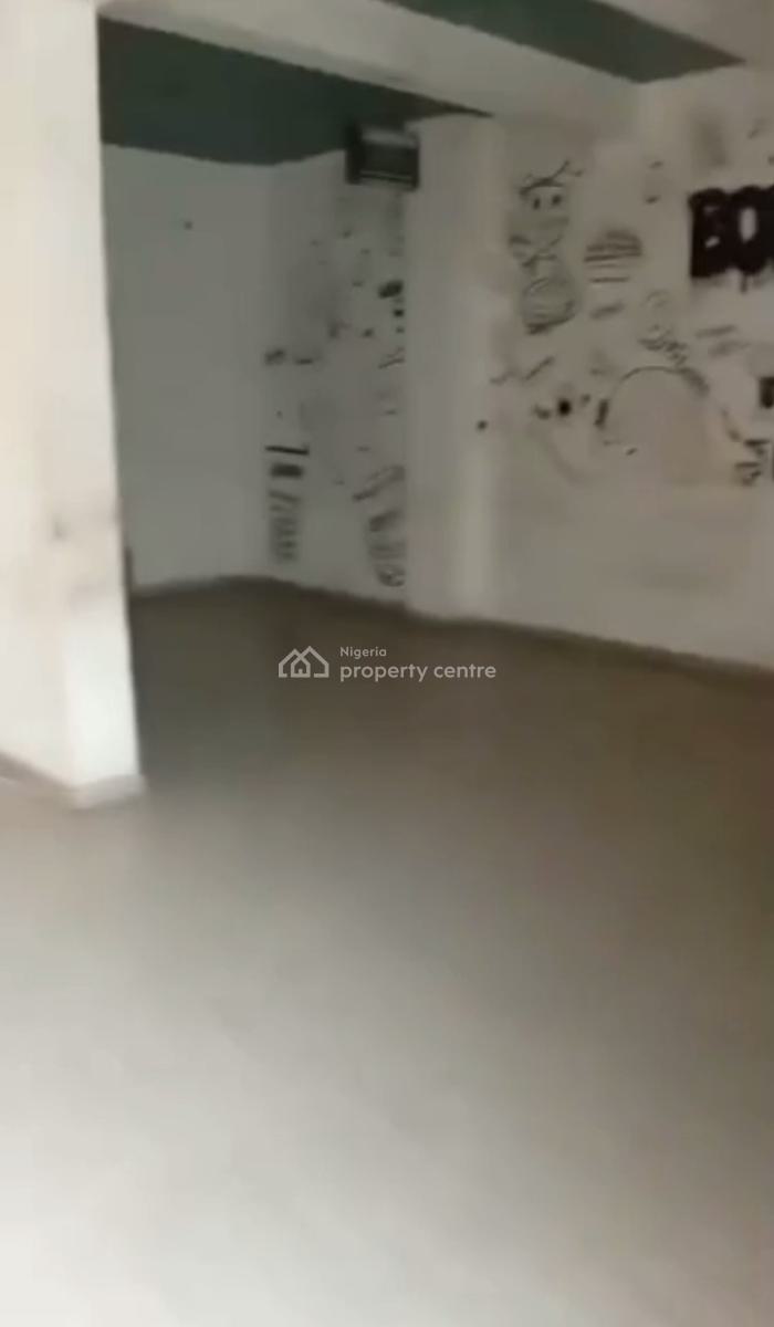Spacious Modern Shop Space with 2 Toilet, Off, Ojuelegba, Surulere, Lagos, Shop for Rent