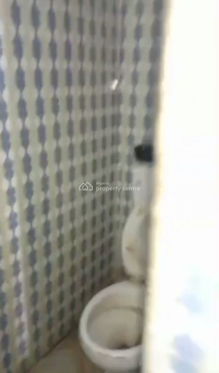 Spacious Modern Shop Space with 2 Toilet, Off, Ojuelegba, Surulere, Lagos, Shop for Rent