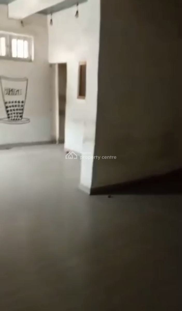 Spacious Modern Shop Space with 2 Toilet, Off, Ojuelegba, Surulere, Lagos, Shop for Rent