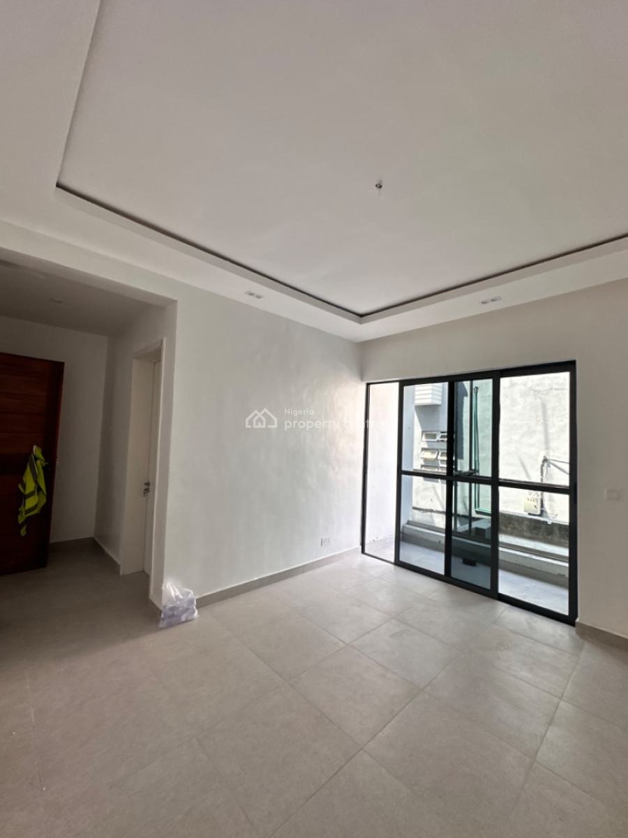 Clean 1bedroom Apartment, Ilasan Axis in Ikate, Ikate, Lekki, Lagos, Block of Flats for Sale