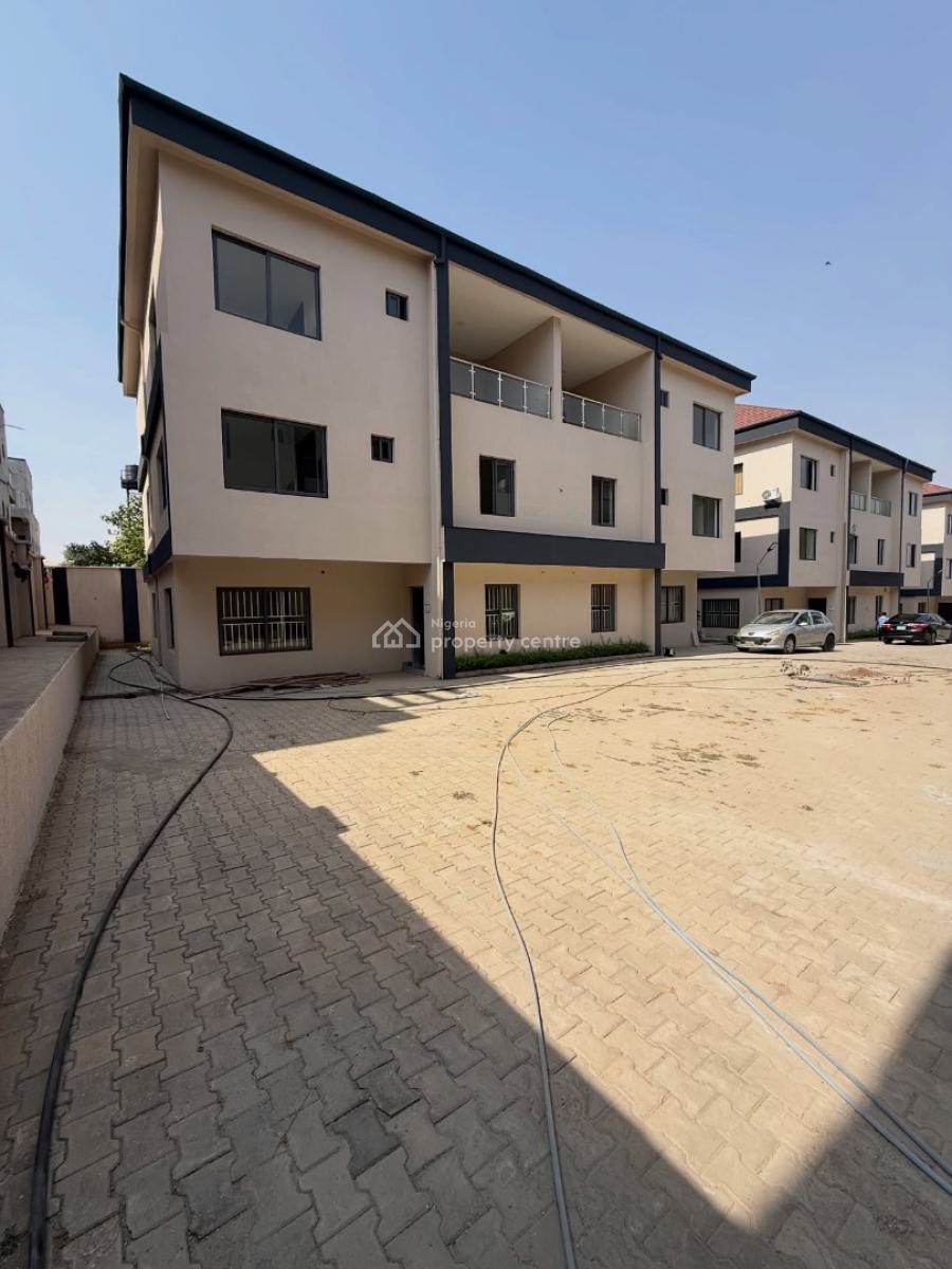 5bedroom Semidetached Duplex with a Bq (corner Unit), Mabushi, Abuja, Detached Duplex for Sale