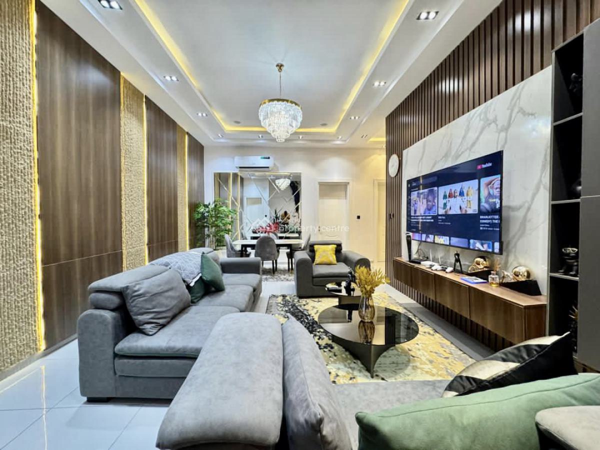 Waterfront Pentfloor 2 Bedroom Apartment with Gym and Pool, Lekki Phase 1, Lekki, Lagos, Flat / Apartment for Rent