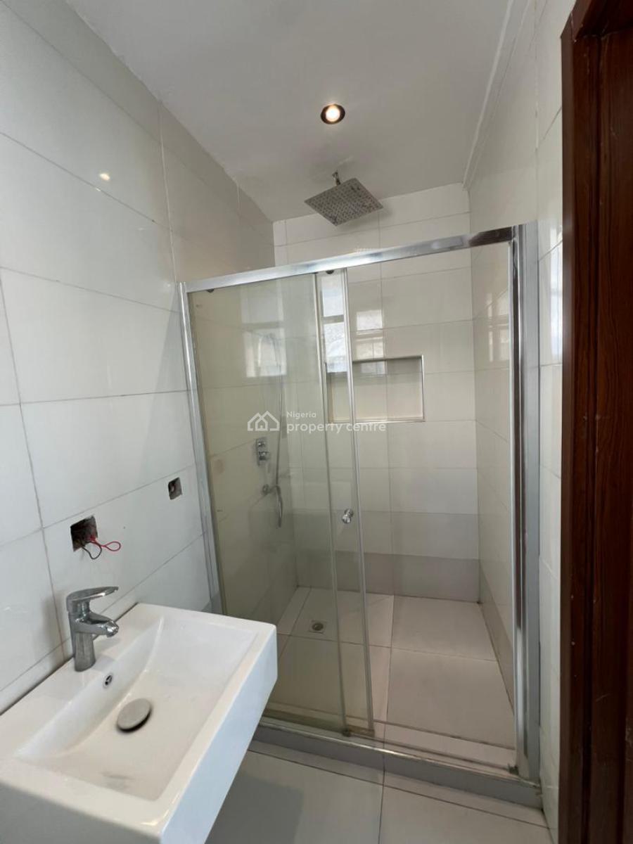 Brand New Smart 3 Bedroom Penthouse Flat with a Room Bq, Lekki Phase 1, Lekki, Lagos, Flat / Apartment for Sale