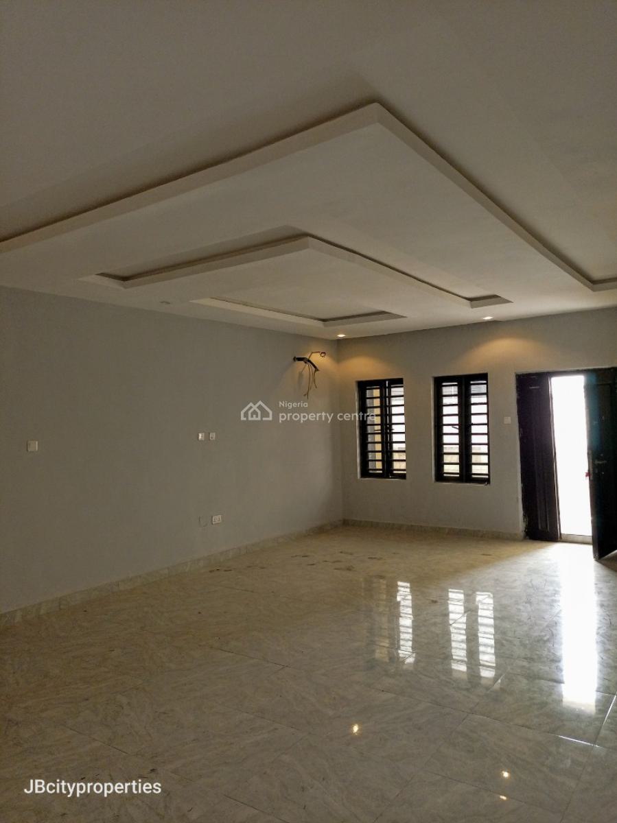 Very Spacious 2 Bedroom Apartment, Ogombo, Ogombo, Ajah, Lagos, Flat / Apartment for Rent
