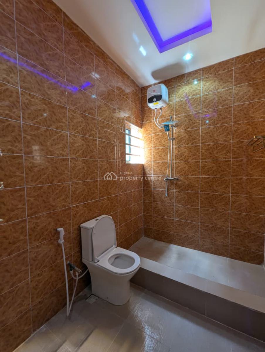 Newly Built Fully Detached 3 Bedroom Bungalow + Bq, Location: Olushetan Strees Elebu, Ibadan, Ibadan, Oyo, House for Sale