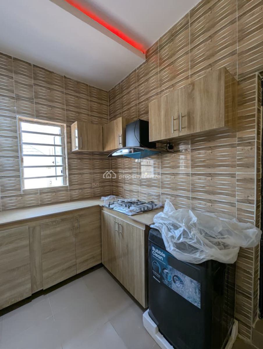 Newly Built Fully Detached 3 Bedroom Bungalow + Bq, Location: Olushetan Strees Elebu, Ibadan, Ibadan, Oyo, House for Sale