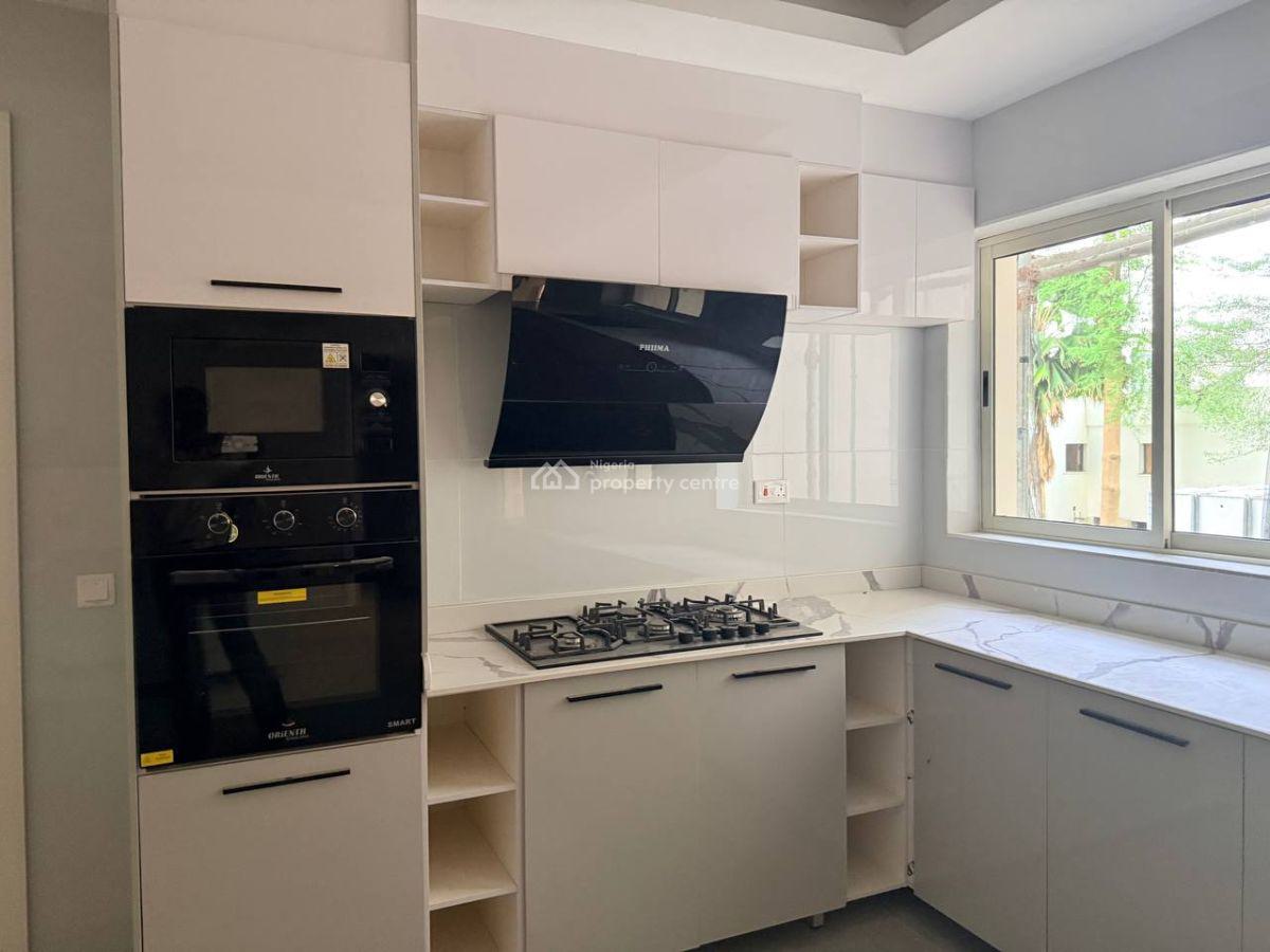 Serviced Luxury Apartments, Off Bourdilion Road, Old Ikoyi, Ikoyi, Lagos, Block of Flats for Sale