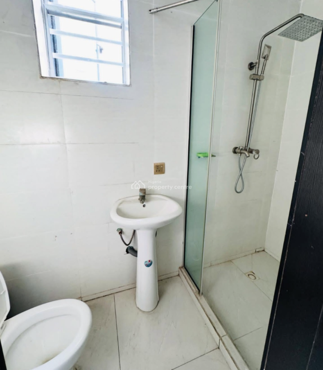Well Spacious Service Four Bedroom Terrace House, Orchid Road, Lekki, Lagos, House for Rent
