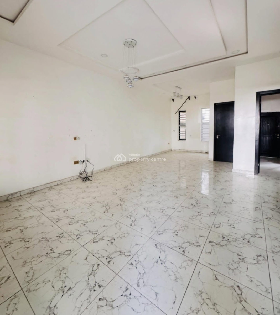 Well Spacious Service Four Bedroom Terrace House, Orchid Road, Lekki, Lagos, House for Rent