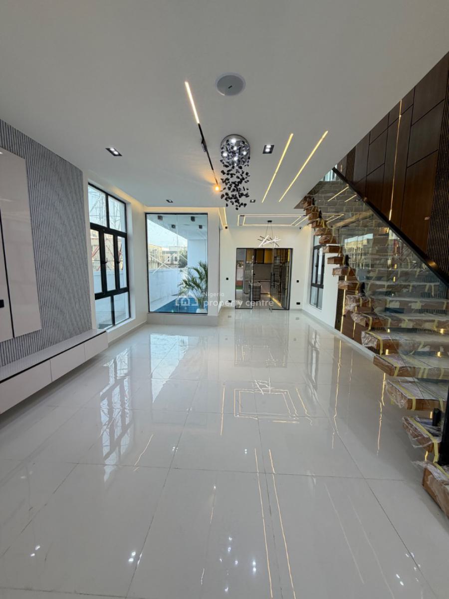 5bedroom Detached House with Swimming Pool in Ikota Lekki, Ikota, Lekki, Lagos, Detached Duplex for Sale