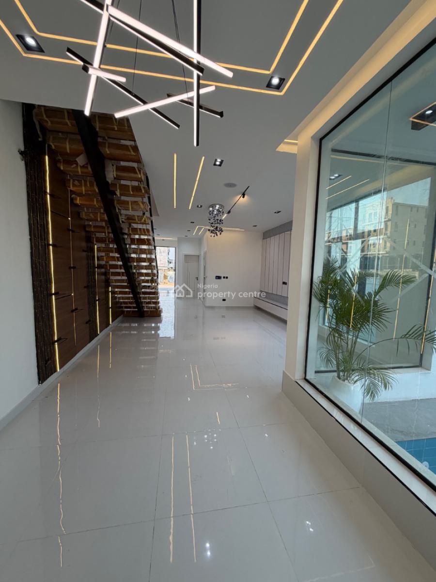 5bedroom Detached House with Swimming Pool in Ikota Lekki, Ikota, Lekki, Lagos, Detached Duplex for Sale