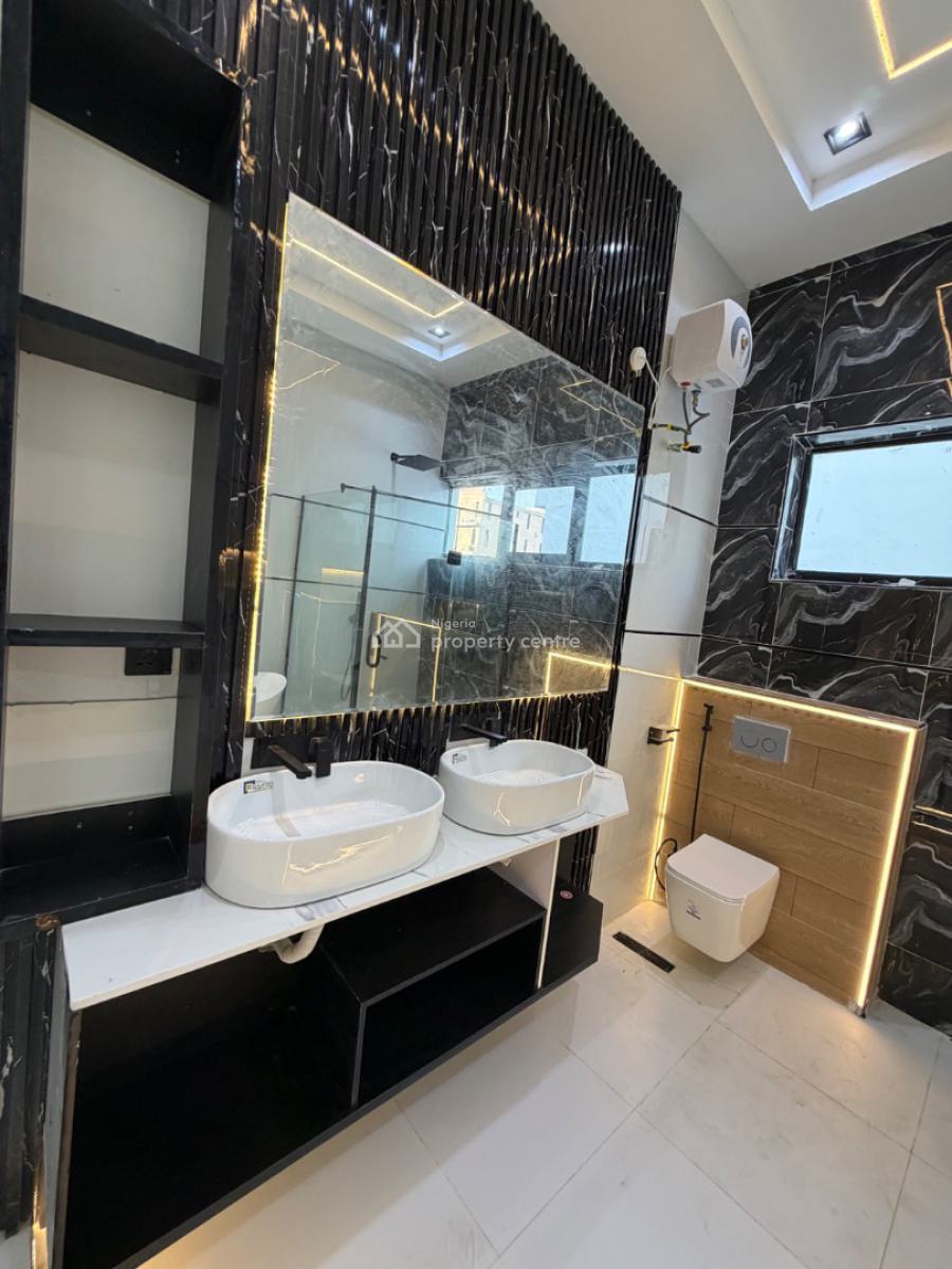 5bedroom Detached House with Swimming Pool in Ikota Lekki, Ikota, Lekki, Lagos, Detached Duplex for Sale