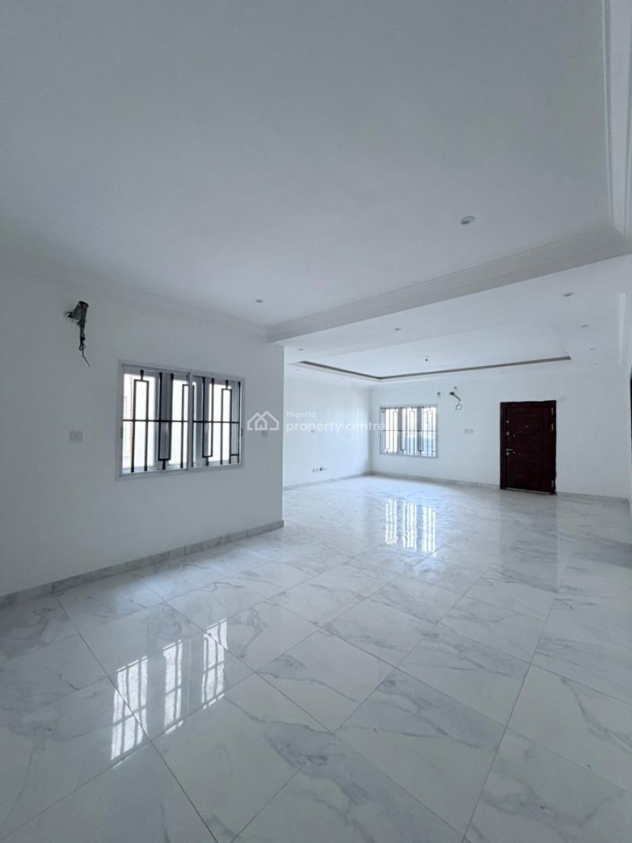 Beautifully Built 5 Bedroom Terrace with Bq-, Ikota, Lekki, Lagos, Terraced Duplex for Sale