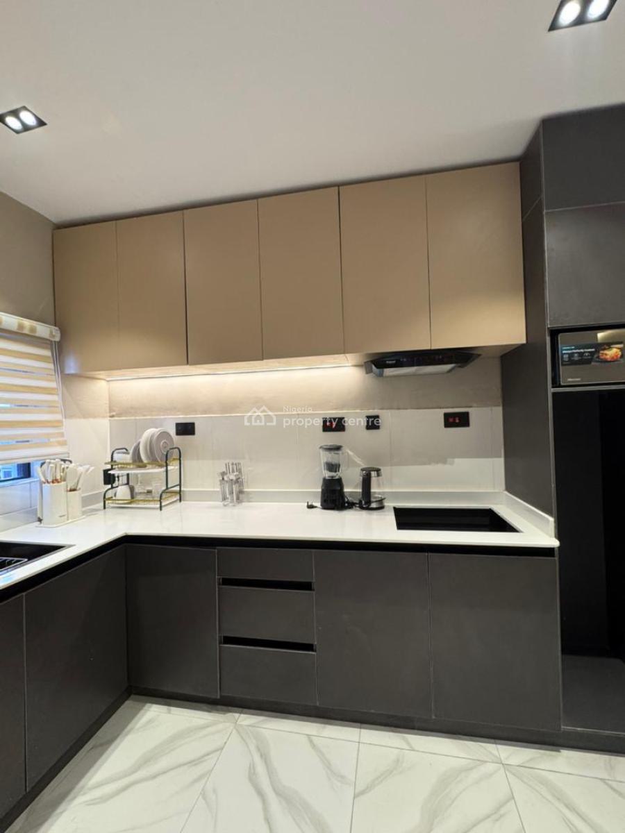 Fully Furnished 2 Bedroom Apartment, Home Comfort Away From Home, Adelabu, Surulere, Lagos, Flat / Apartment Short Let