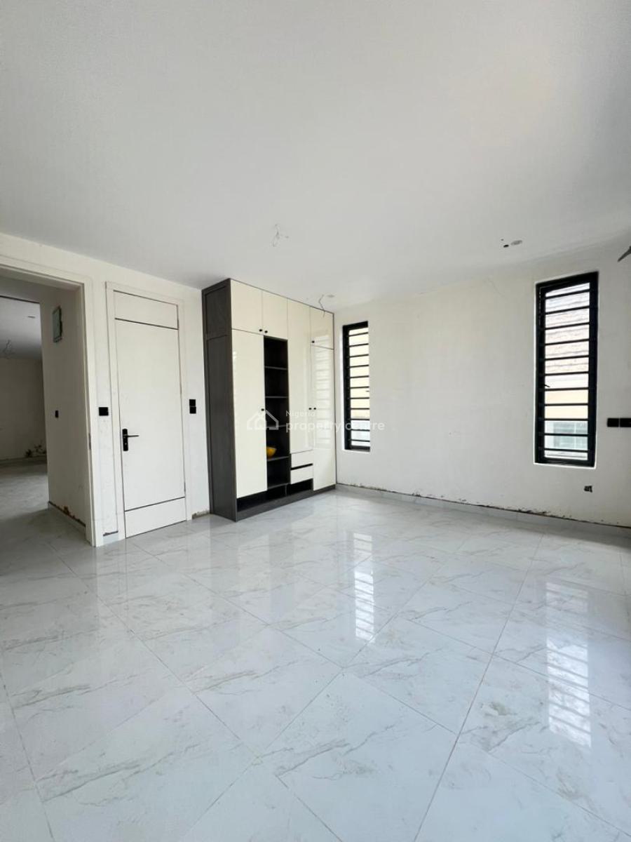 Newly Built 3 Bedroom Apartment with Swimming Pool, Gym and Bq, Lekki Phase 1, Lekki, Lagos, Flat / Apartment for Sale