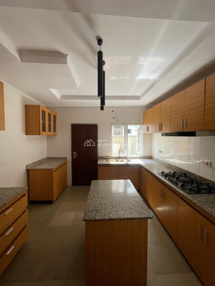 4 Bedroom Terrace Duplex with a Bq, Lekki Phase 1, Lekki, Lagos, House for Rent