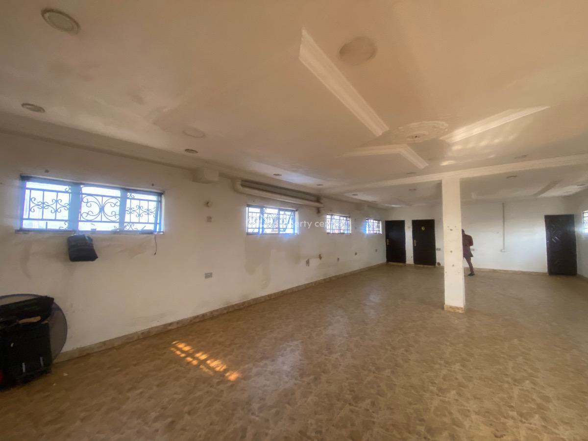 Very Spacious Commercial Space at Idi Arere, Ibadan, Along Molete Road, Ibadan, Oyo, Church for Rent