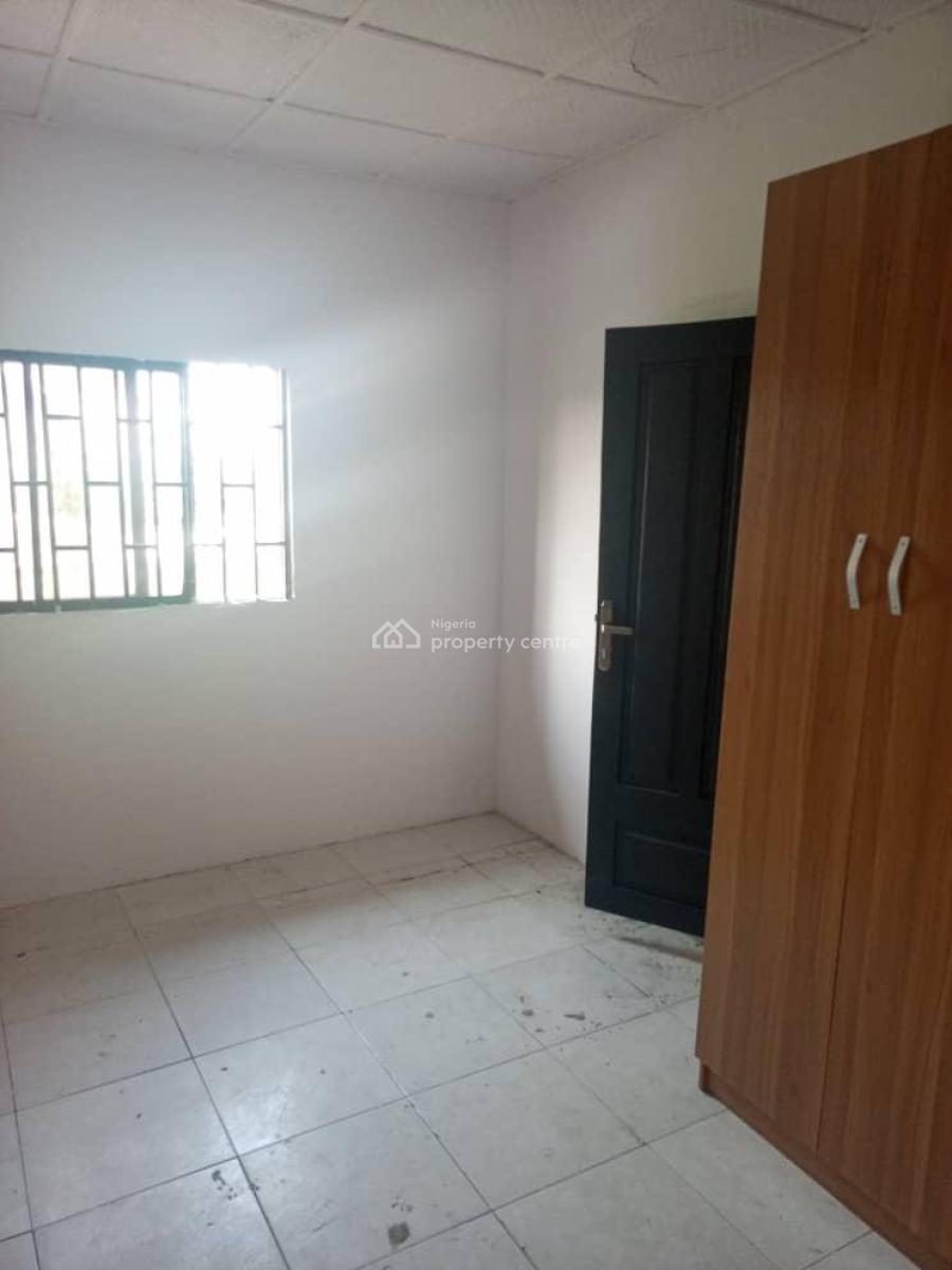 Exotic and Classic 2 Bedroom Apartment Upstairs, Thomas Estate, Ajiwe, Ajah, Lagos, Flat / Apartment for Rent