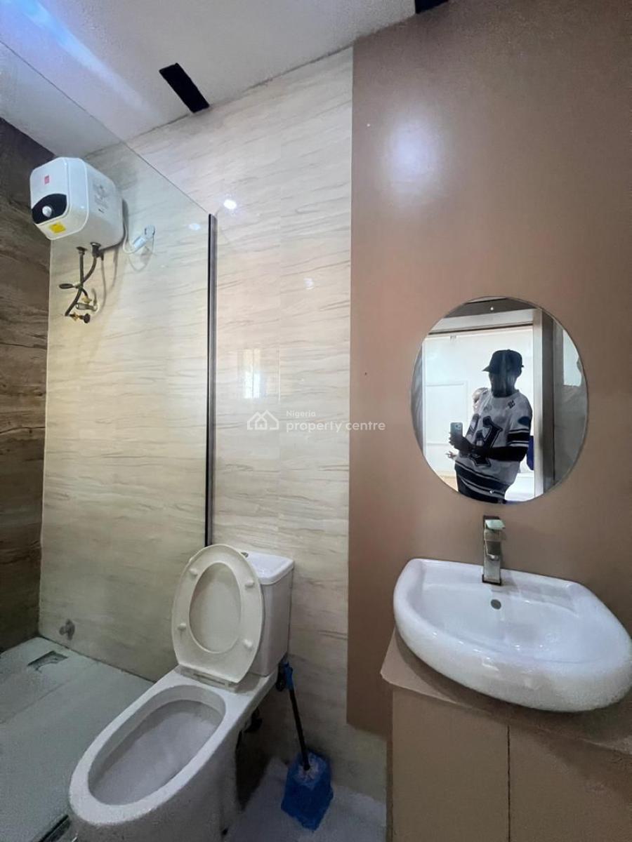 Tastefully Furnished Studio Apartment, Lekki Phase 1, Lekki, Lagos, Flat / Apartment for Rent