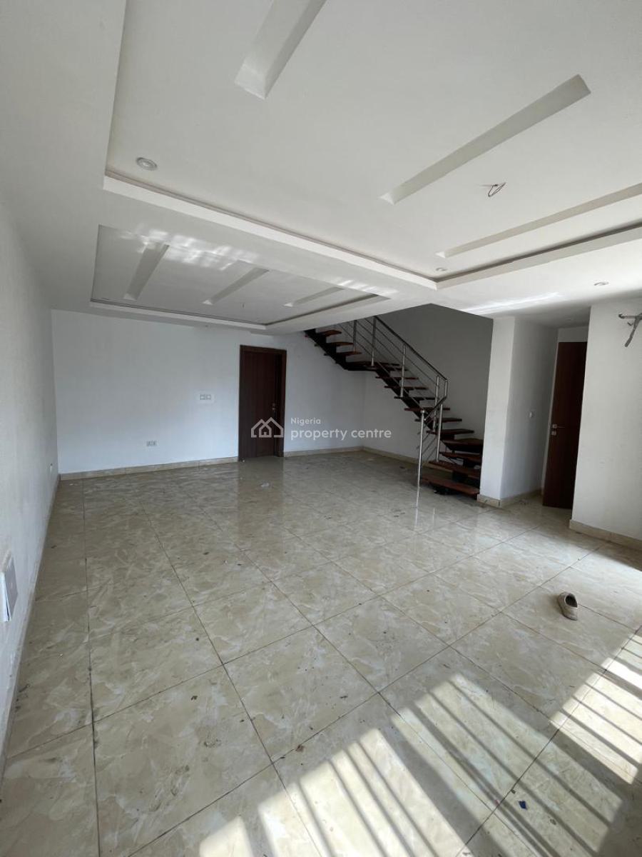 4 Bedroom Terrace Duplex with a Bq, Lekki Phase 1, Lekki, Lagos, House for Rent