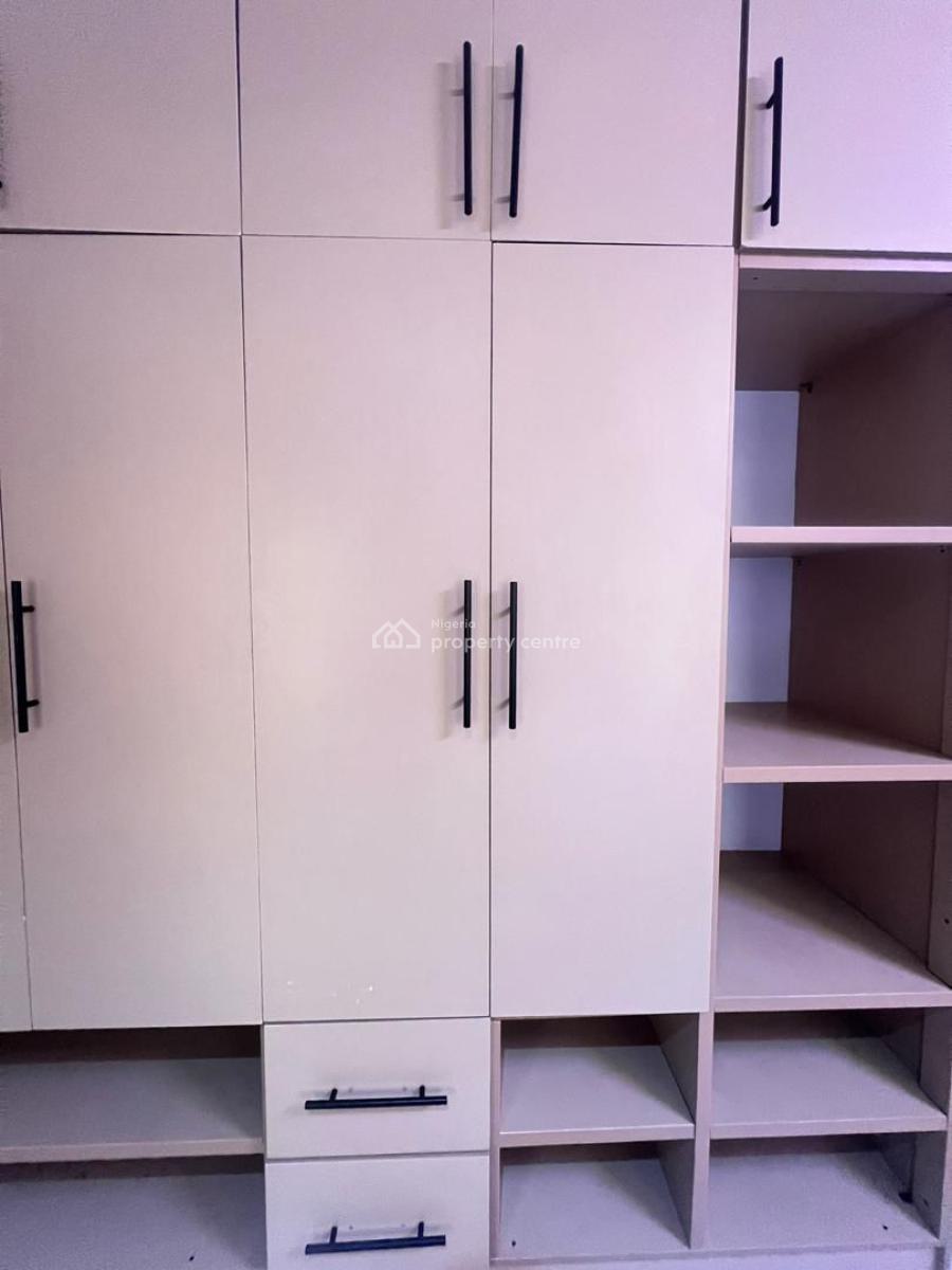 Tastefully Furnished Studio Apartment with 24/7 Light, Lounge & Pool, Lekki Phase 1, Lekki, Lagos, Flat / Apartment for Rent