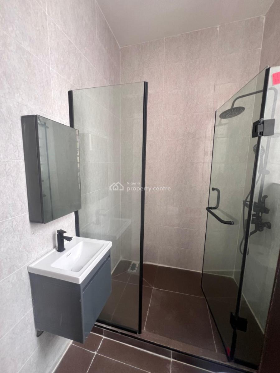 3 Bedroom Apartment with Bq Available, Lekki Phase 1, Lekki, Lagos, Flat / Apartment for Rent