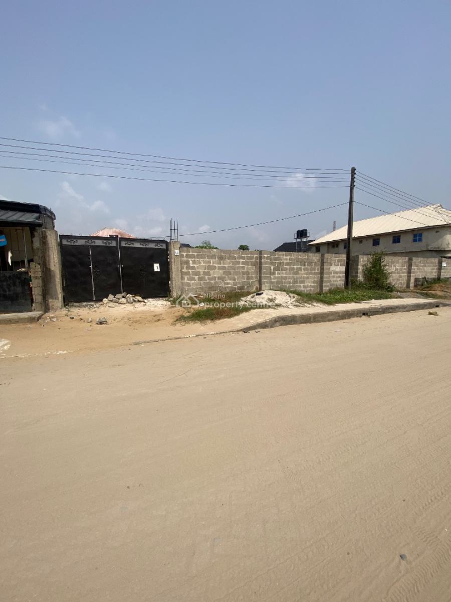 Fence Gated Full Plot, Elesekan Bogije Road Close to Lekki Epe Express Way, Bogije, Ibeju Lekki, Lagos, Commercial Land for Sale