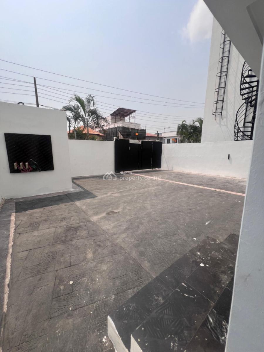 5 Bedroom Fully Detached Duplex with Bq, Lekki Phase 1, Lekki, Lagos, Detached Duplex for Sale