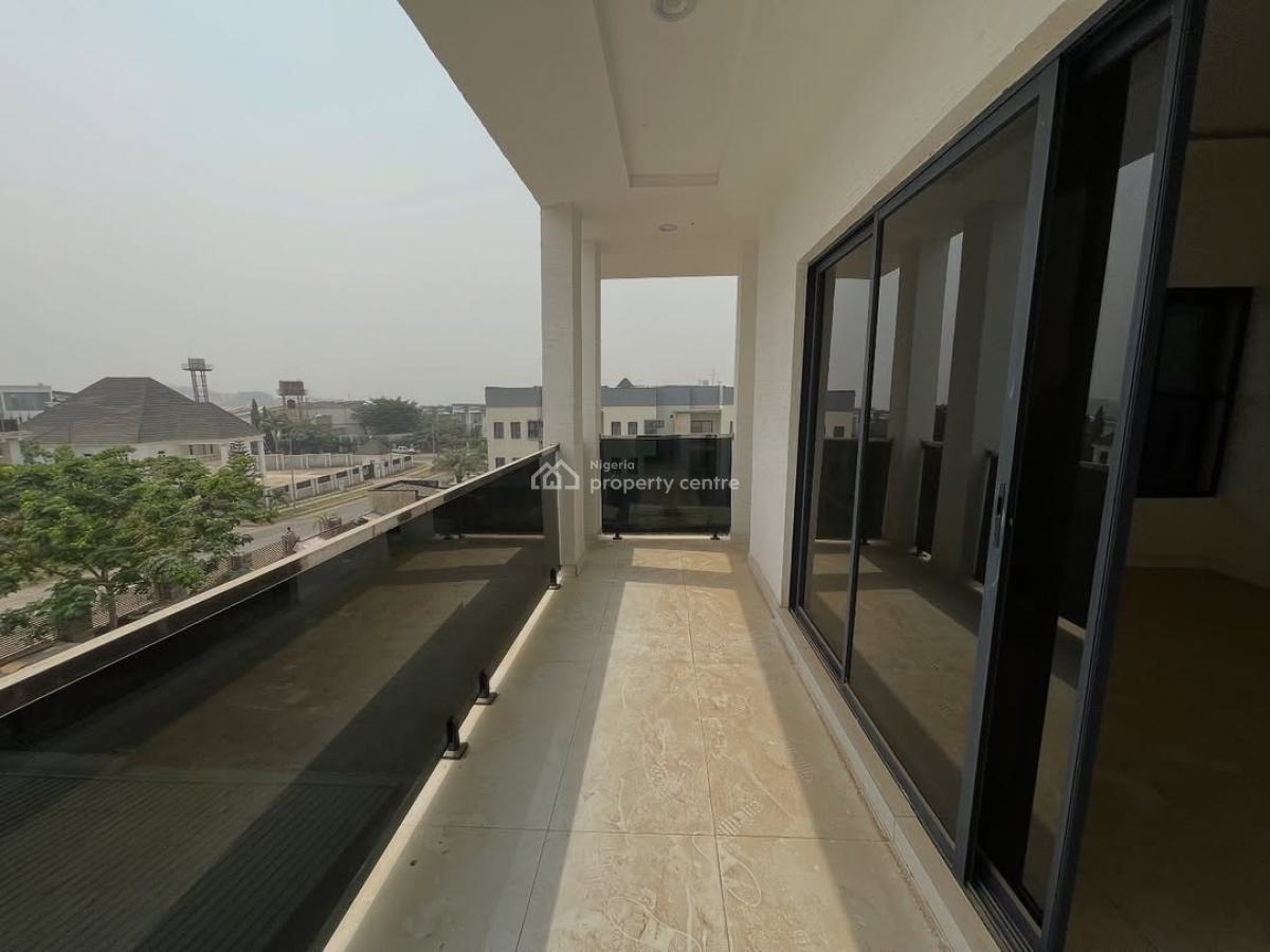 6 Bedroom Detached House + Pool, Guzape, Guzape District, Abuja, Detached Duplex for Sale