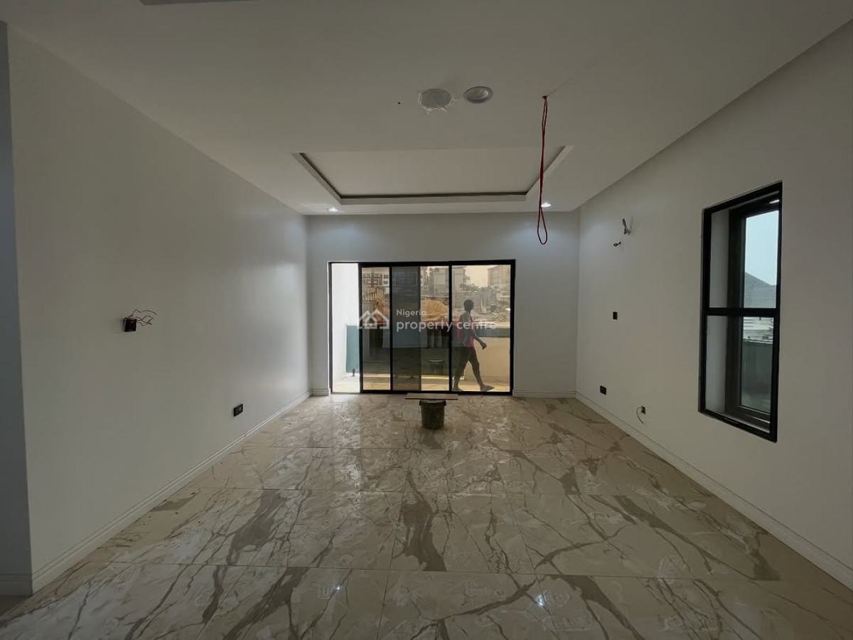 6 Bedroom Detached House + Pool, Guzape, Guzape District, Abuja, Detached Duplex for Sale