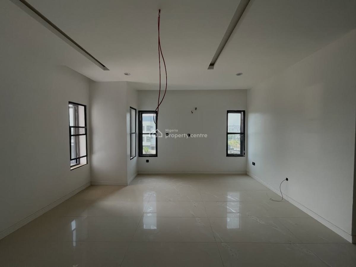 6 Bedroom Detached House + Pool, Guzape, Guzape District, Abuja, Detached Duplex for Sale