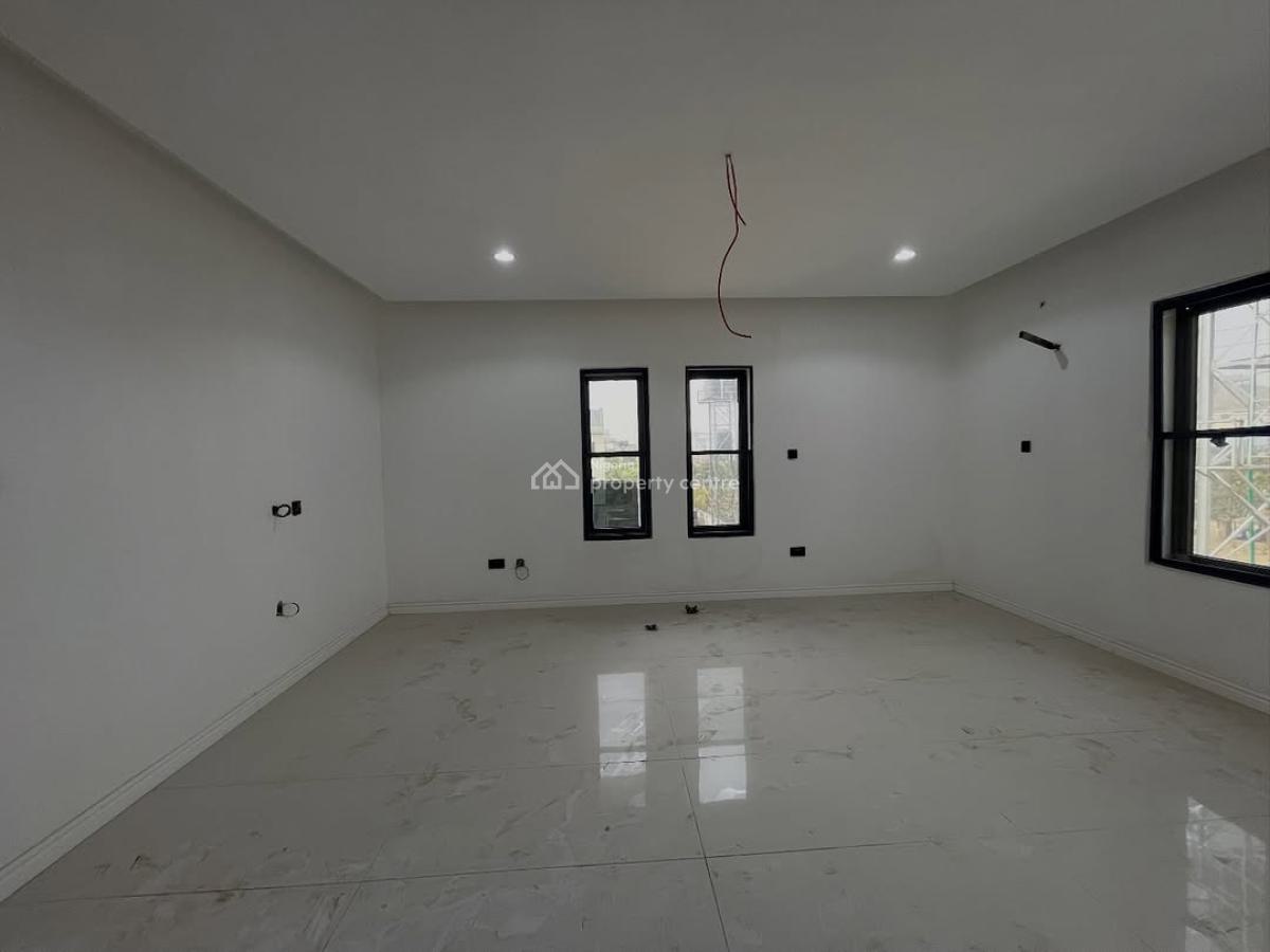 6 Bedroom Detached House + Pool, Guzape, Guzape District, Abuja, Detached Duplex for Sale