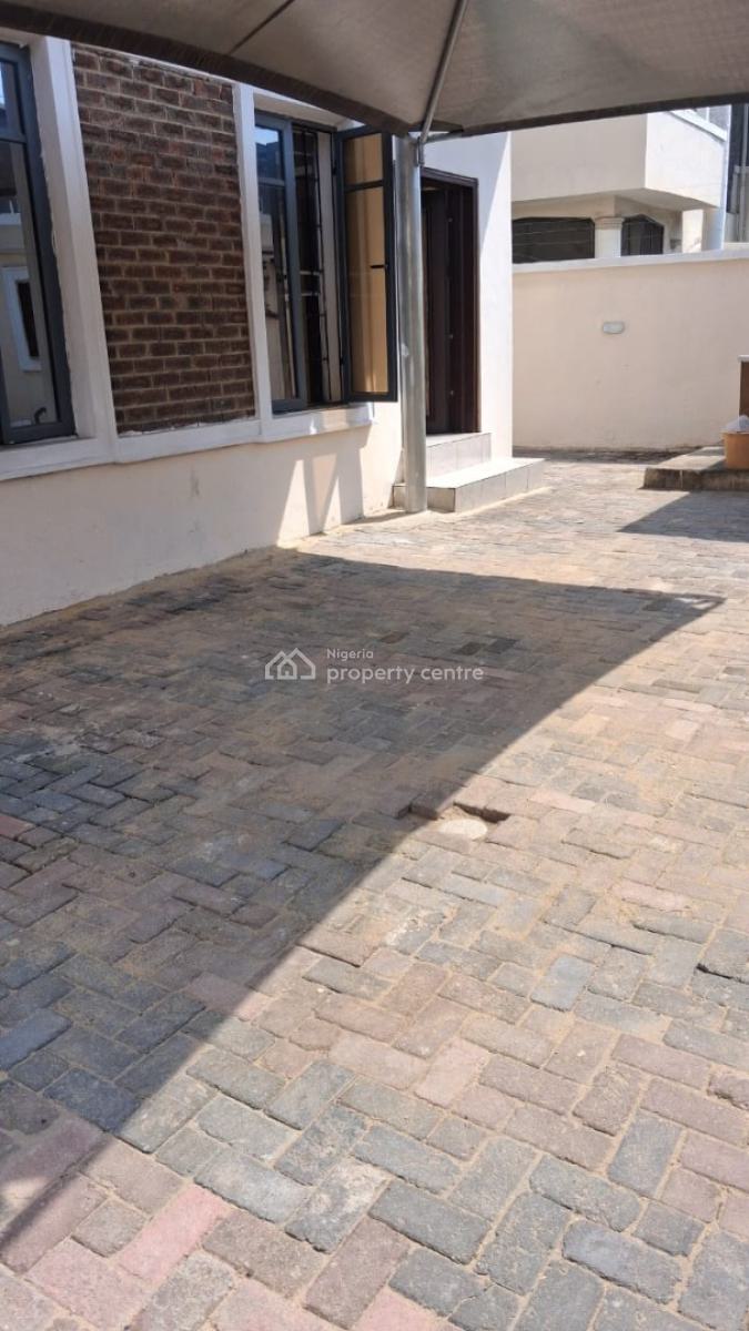 4 Bedrooms Fully Detached Duplex at Berra Estate, Chevron Drive, Lekki, Lagos, Detached Duplex for Rent