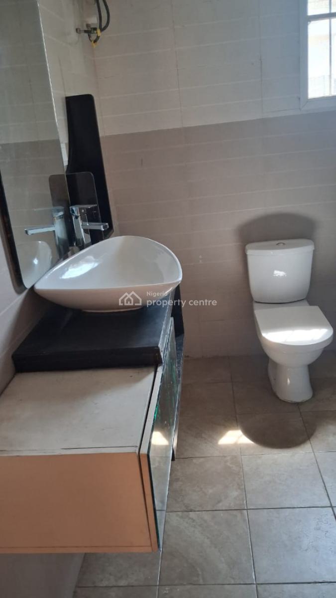 4 Bedrooms Fully Detached Duplex at Berra Estate, Chevron Drive, Lekki, Lagos, Detached Duplex for Rent