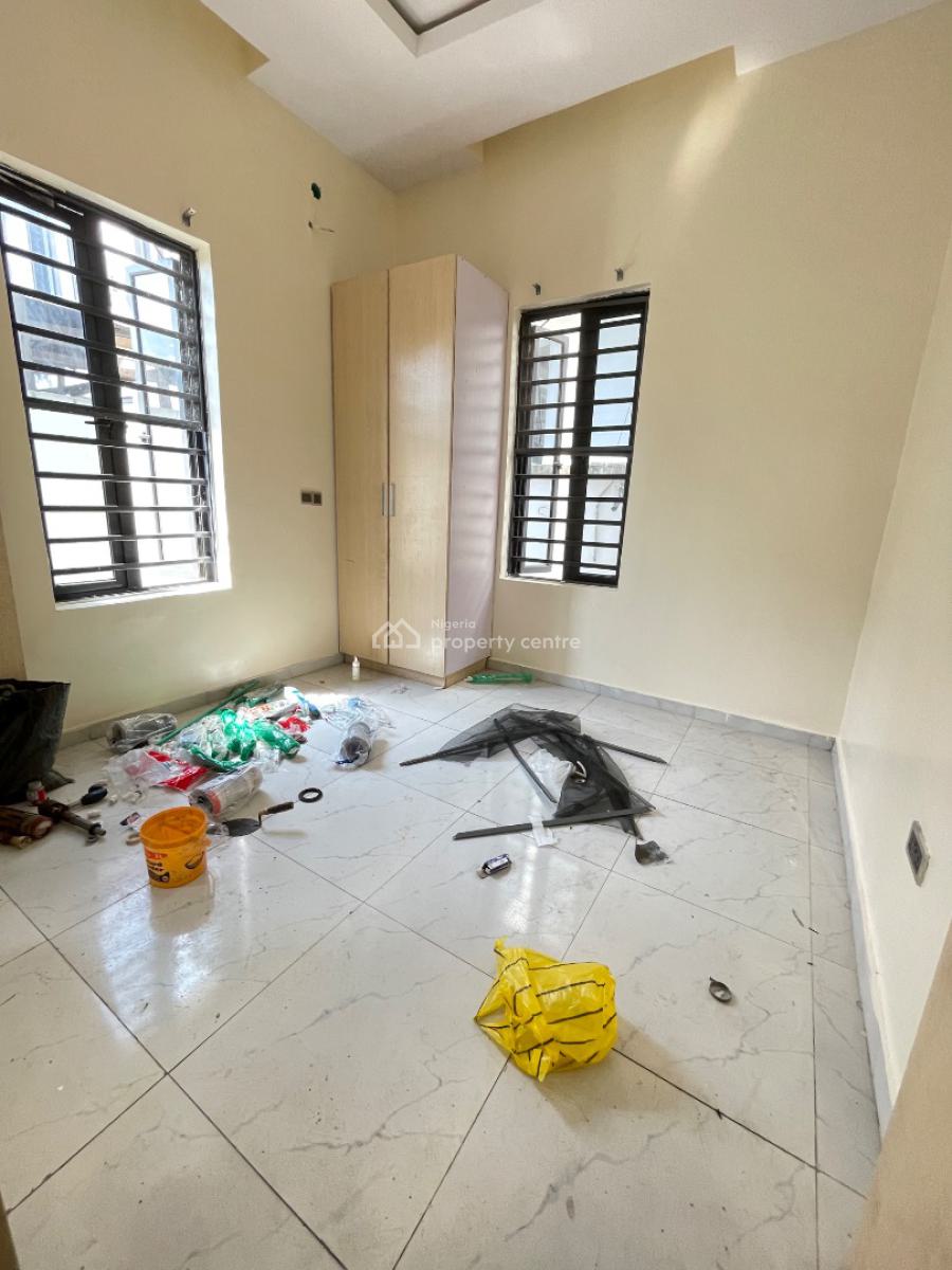 Single Room Shared Apartment, Ikota, Ikota, Lekki, Lagos, Flat / Apartment for Rent