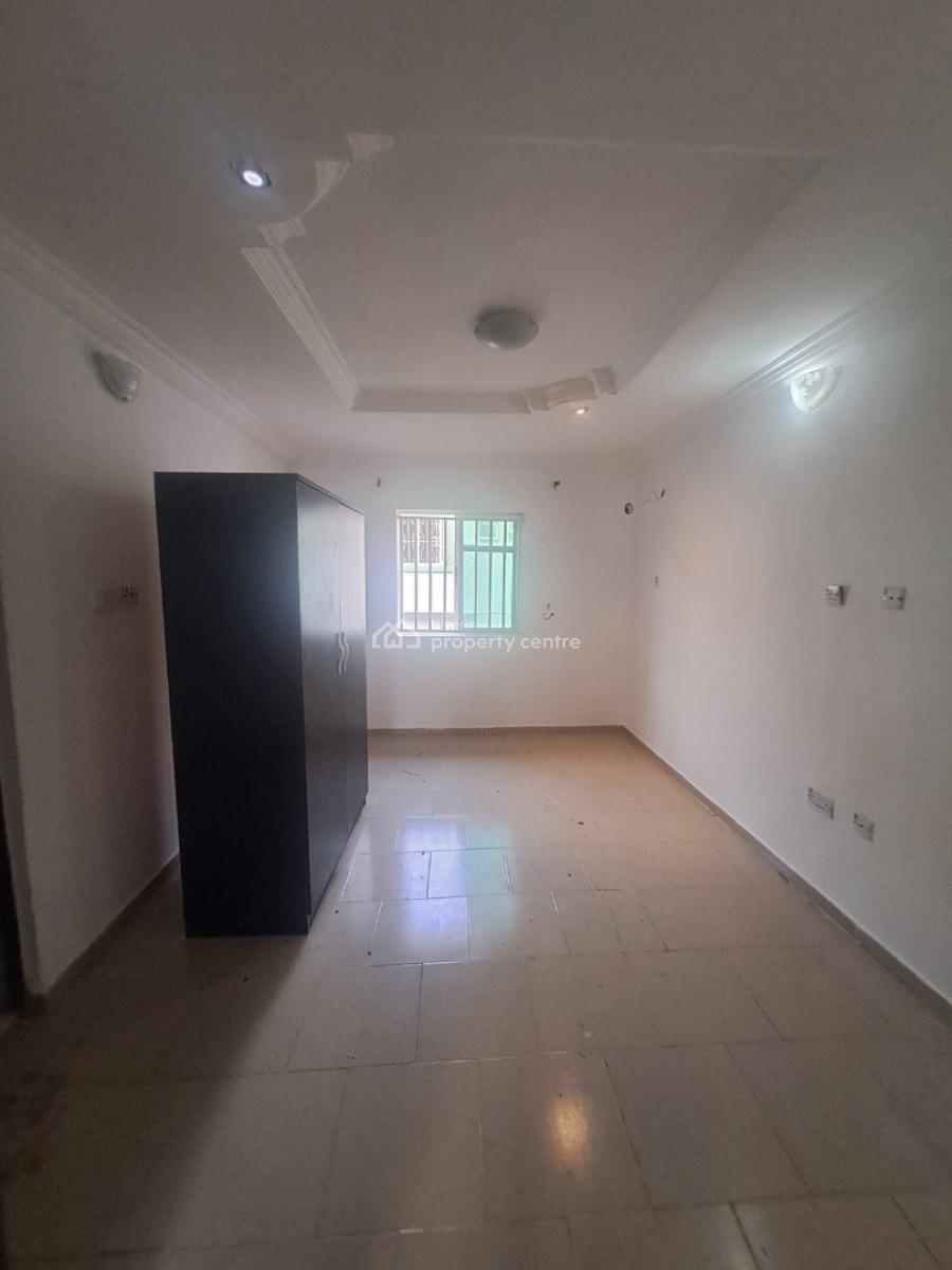 Well Built 3 Bedroom Apartment, Ologolo, Lekki, Lagos, Flat / Apartment for Rent