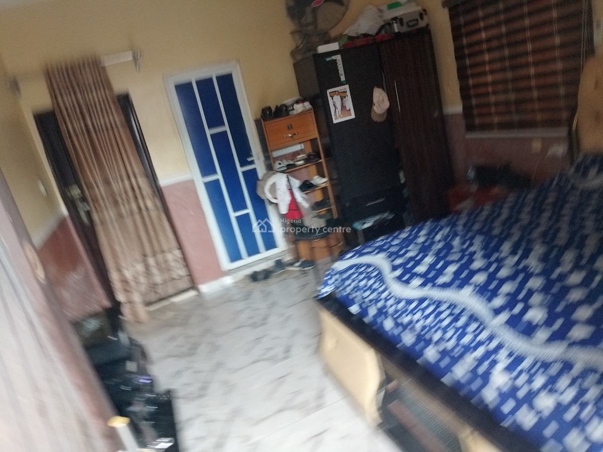 4 Bedroom Bungalow with 2 Rooms Bq, Egbeda, Alimosho, Lagos, Flat / Apartment for Sale