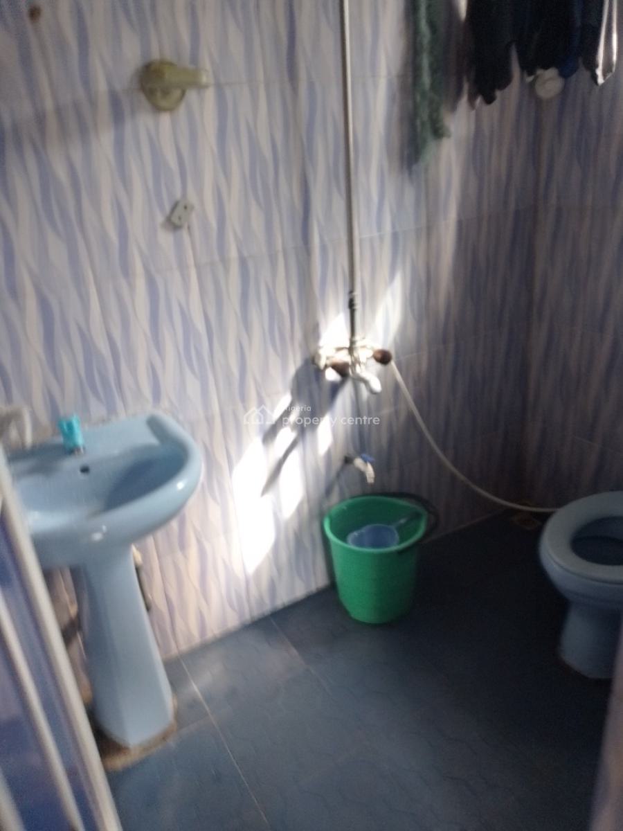 4 Bedroom Bungalow with 2 Rooms Bq, Egbeda, Alimosho, Lagos, Flat / Apartment for Sale